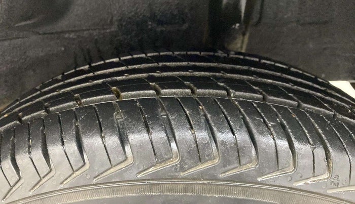 2018 Datsun Redi Go S 1.0, Petrol, Manual, 79,218 km, Left Rear Tyre Tread