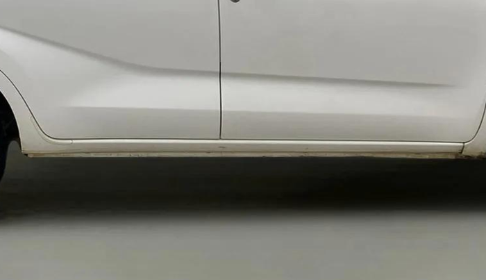 2018 Datsun Redi Go S 1.0, Petrol, Manual, 79,218 km, Right running board - Minor scratches
