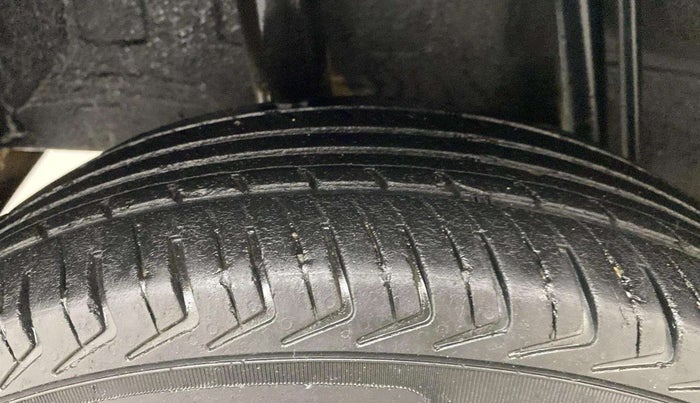 2018 Datsun Redi Go S 1.0, Petrol, Manual, 79,218 km, Right Rear Tyre Tread