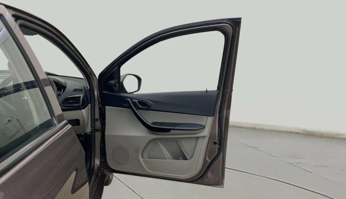 2019 Tata Tiago XZ PETROL, Petrol, Manual, 58,619 km, RHS Front Door