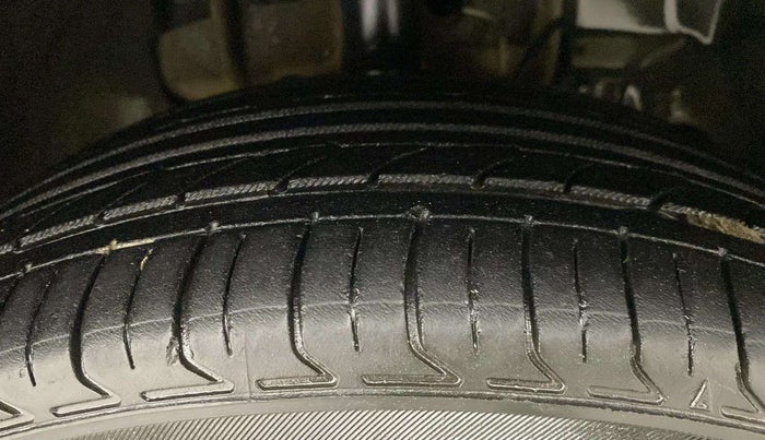 2019 Tata Tiago XZ PETROL, Petrol, Manual, 58,619 km, Right Front Tyre Tread