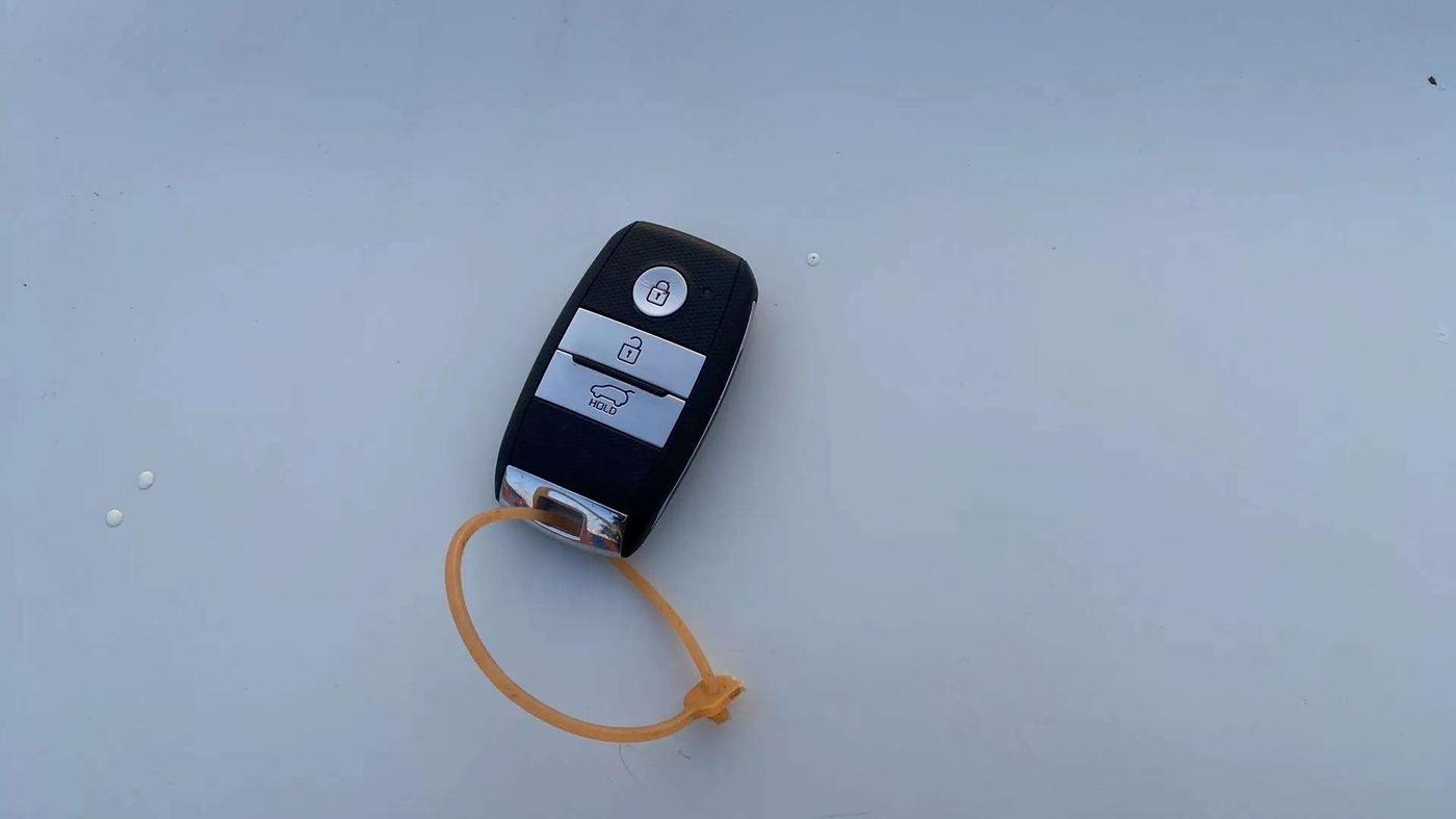 2019 KIA SELTOS HTK PLUS 1.5, Petrol, Manual, 75,493 km, Key Close Up