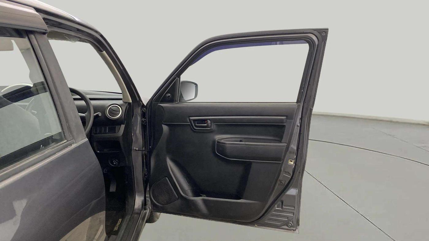 2021 Maruti S PRESSO VXI+, Petrol, Manual, 10,047 km, RHS Front Door