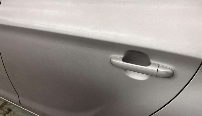 2014 Hyundai i20 MAGNA (O) 1.2, Petrol, Manual, 1,02,936 km, Rear left door - Minor scratches