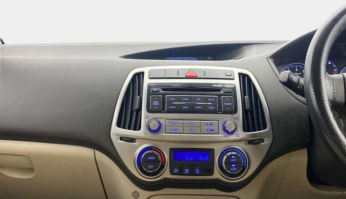 2014 Hyundai i20 MAGNA (O) 1.2, Petrol, Manual, 1,02,936 km, Air Conditioner