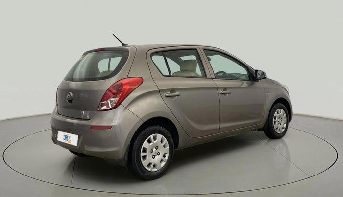 2014 Hyundai i20 MAGNA (O) 1.2, Petrol, Manual, 1,02,936 km, Right Back Diagonal