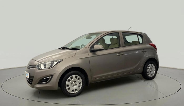 2014 Hyundai i20 MAGNA (O) 1.2, Petrol, Manual, 1,02,936 km, Left Front Diagonal