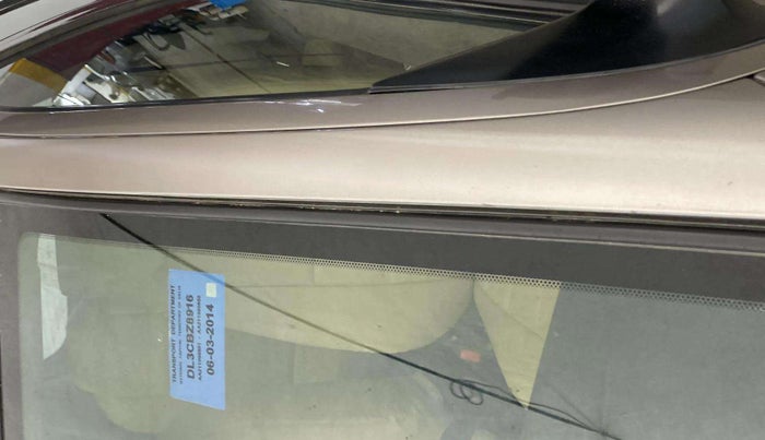 2014 Hyundai i20 MAGNA (O) 1.2, Petrol, Manual, 1,02,936 km, Left A pillar - Paint is slightly faded