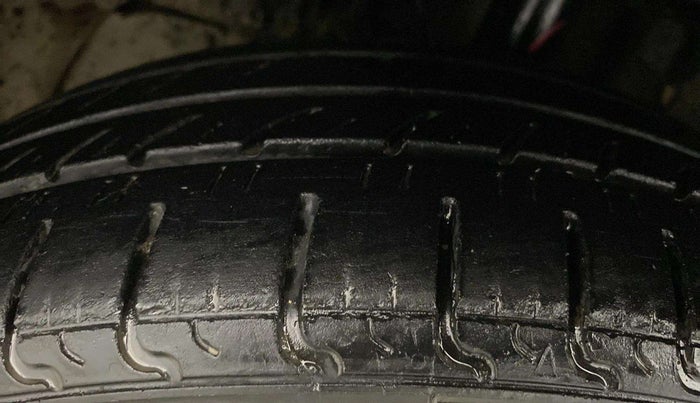 2020 Tata Tiago XT PETROL, CNG, Manual, 45,419 km, Left Front Tyre Tread