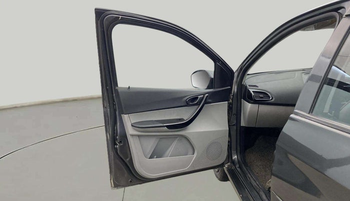 2020 Tata Tiago XT PETROL, CNG, Manual, 45,419 km, LHS Front Door