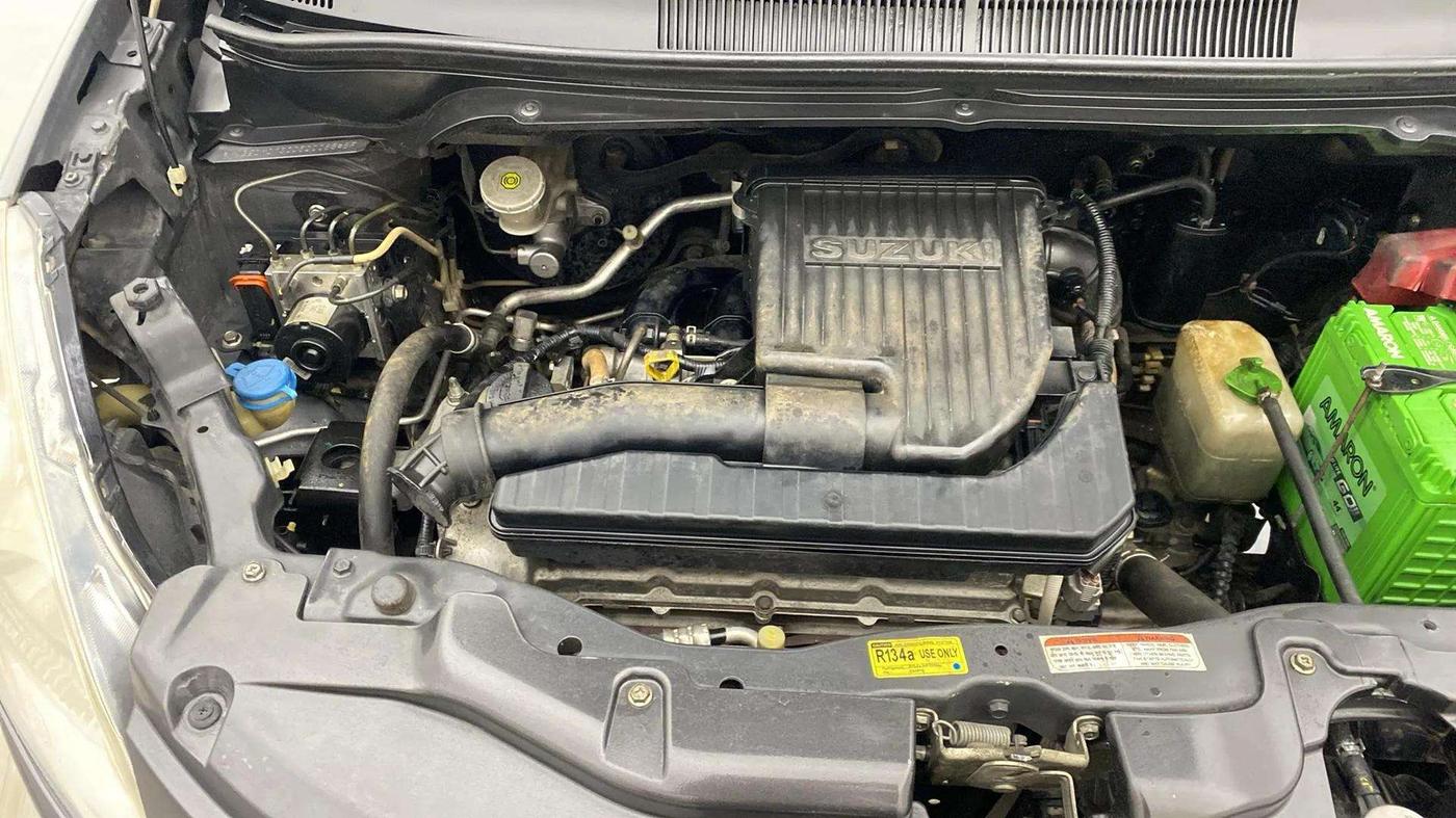 2015 Maruti Ritz ZXI, Petrol, Manual, 40,535 km, Engine View - Right