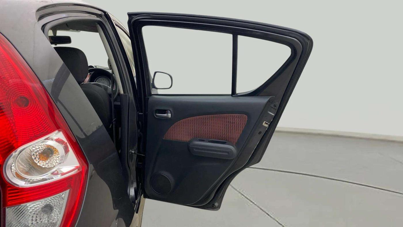 2015 Maruti Ritz ZXI, Petrol, Manual, 40,535 km, RHS Rear Door