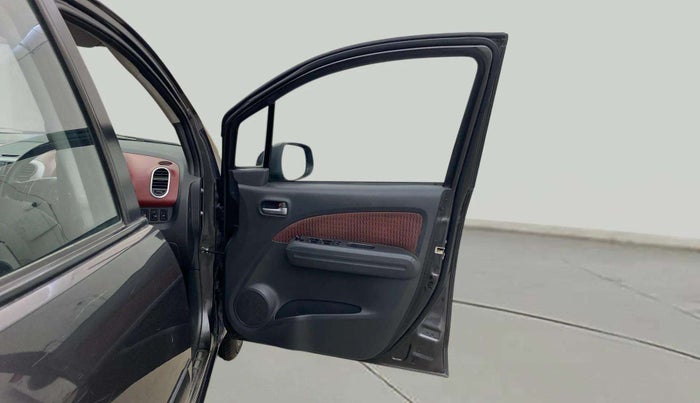 2015 Maruti Ritz ZXI, Petrol, Manual, 40,500 km, RHS Front Door