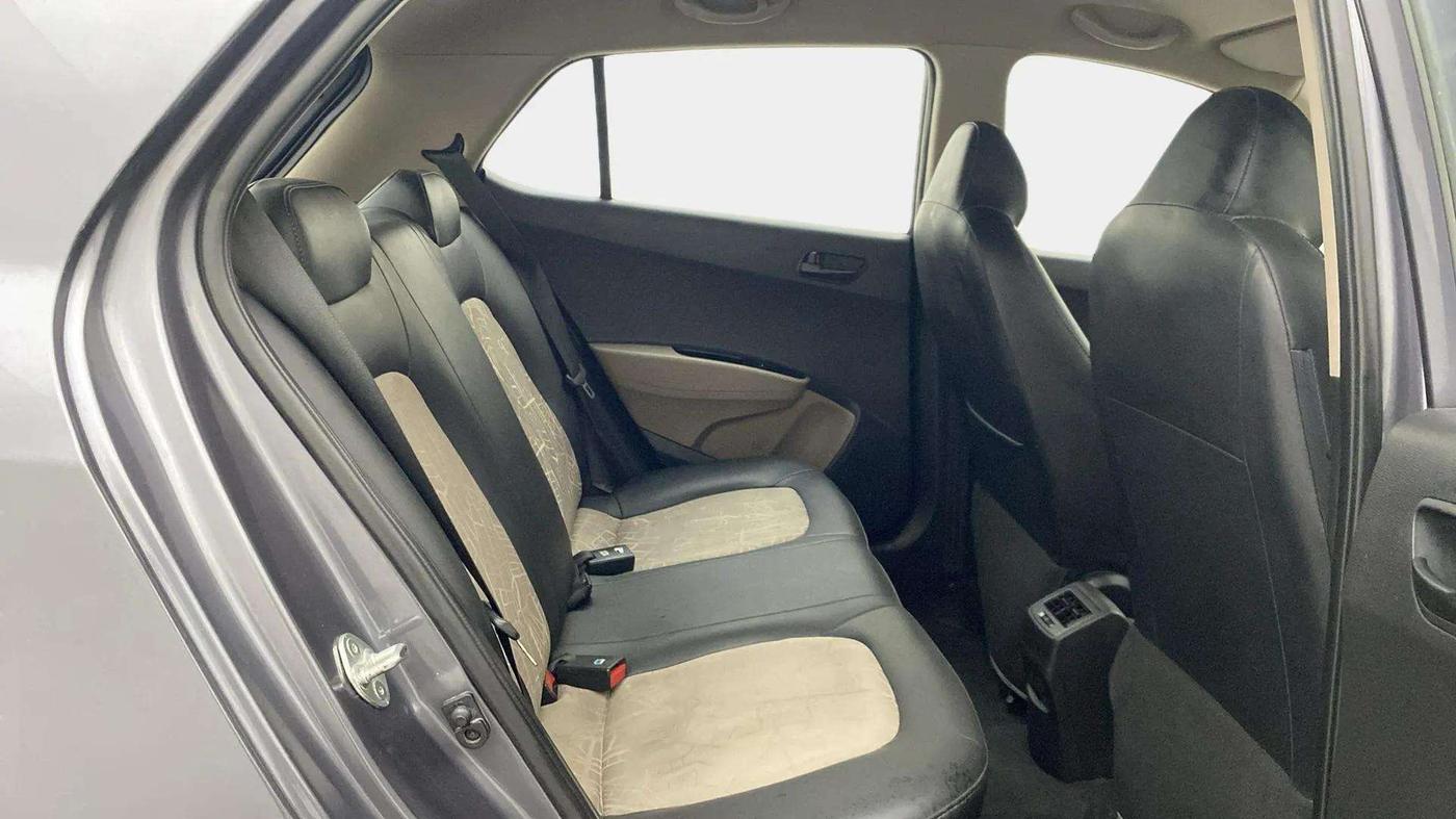 2014 Hyundai Grand i10 MAGNA 1.2 KAPPA VTVT, Petrol, Manual, 38,394 km, Right Side Rear Door Cabin