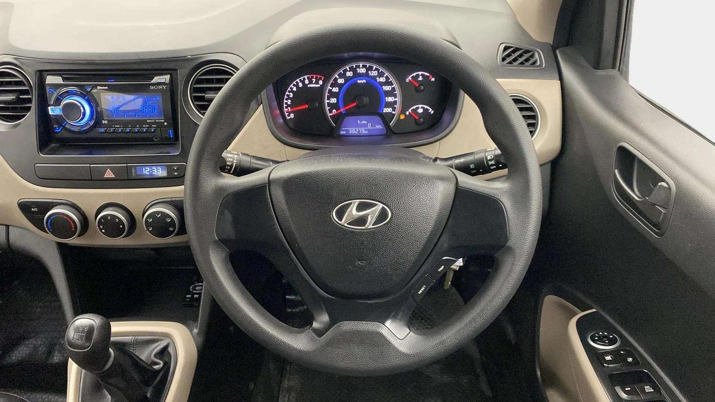 2014 Hyundai Grand i10 MAGNA 1.2 KAPPA VTVT, Petrol, Manual, 38,394 km, Steering Wheel Close Up