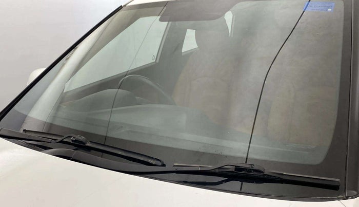 2018 Hyundai Creta SX PLUS AT 1.6 PETROL, Petrol, Automatic, 30,079 km, Front windshield - Minor spot on windshield