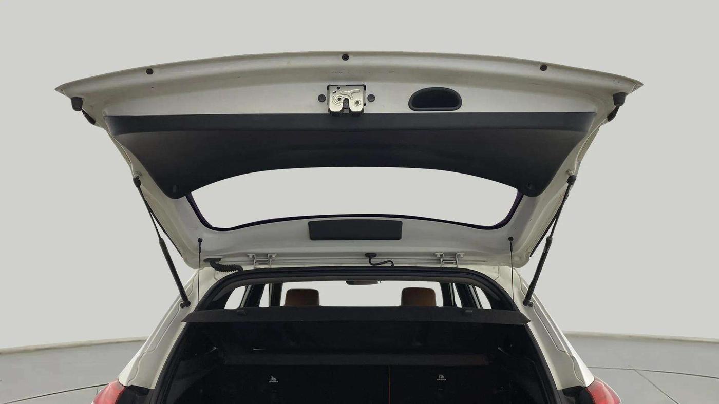 2018 Hyundai Creta SX PLUS AT 1.6 PETROL, Petrol, Automatic, 30,235 km, Boot Door Open