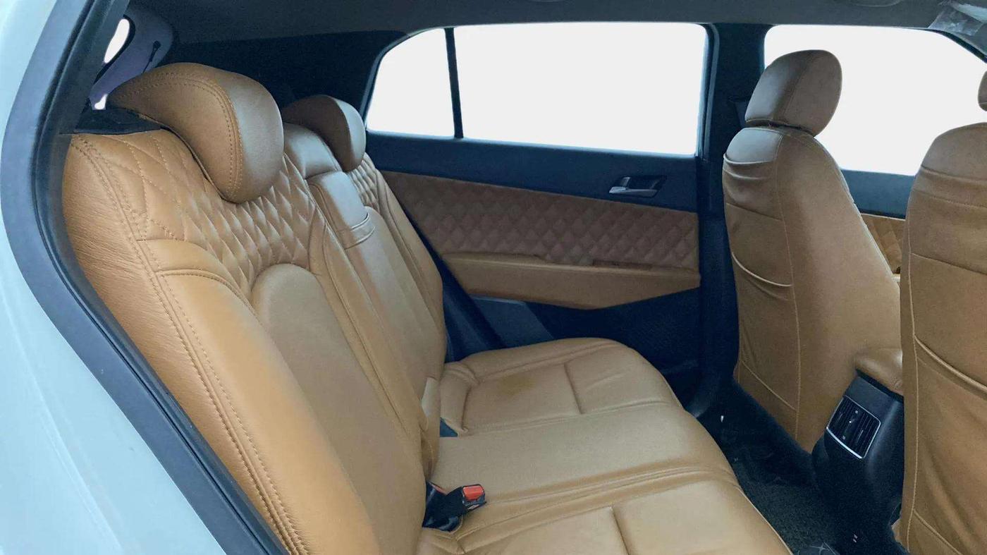 2018 Hyundai Creta SX PLUS AT 1.6 PETROL, Petrol, Automatic, 30,235 km, Right Side Rear Door Cabin