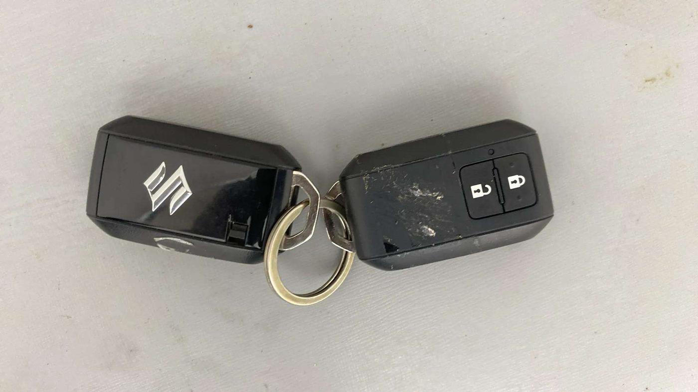 2023 Maruti Grand Vitara ZETA SMART HYBRID AT, Petrol, Automatic, 33,134 km, Key Close Up