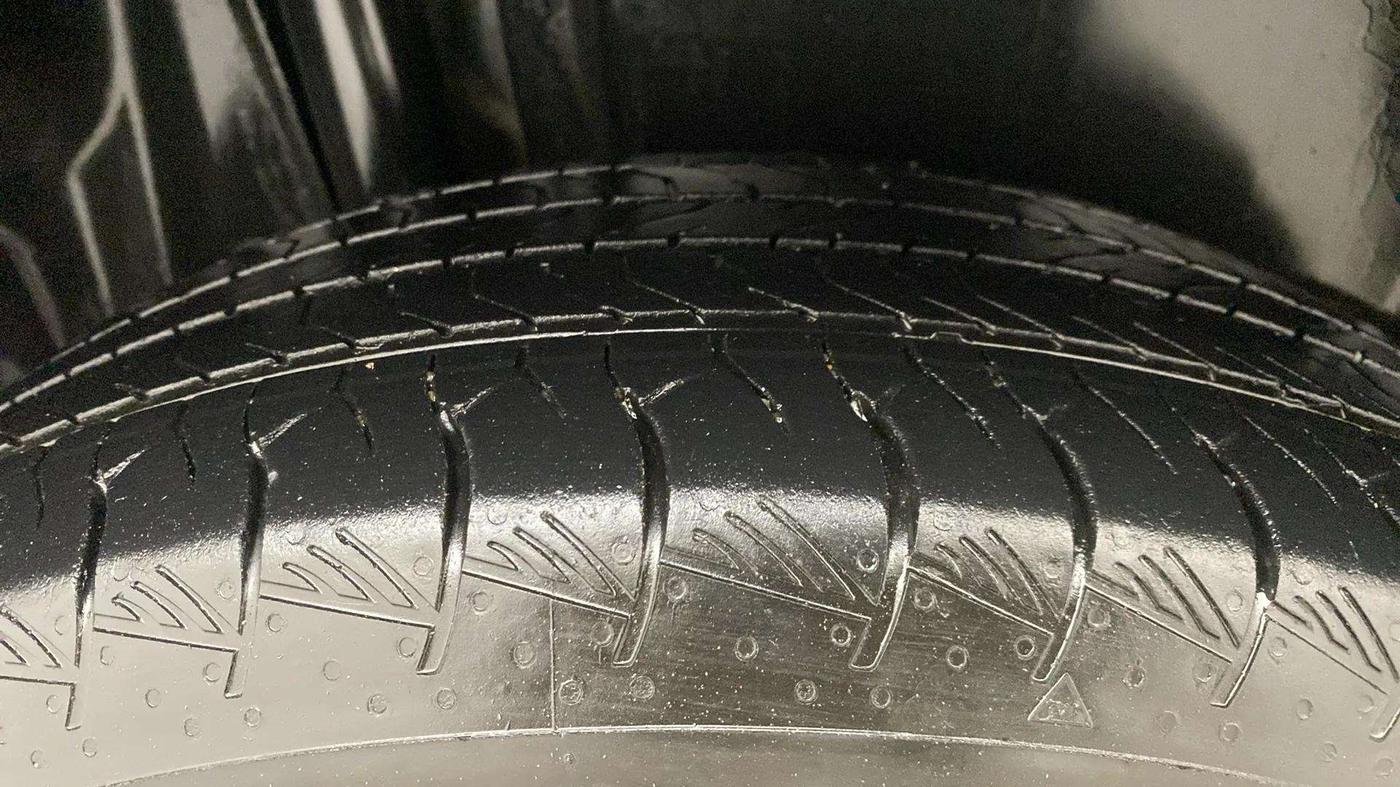 2023 Maruti Grand Vitara ZETA SMART HYBRID AT, Petrol, Automatic, 33,134 km, Right Rear Tyre Tread