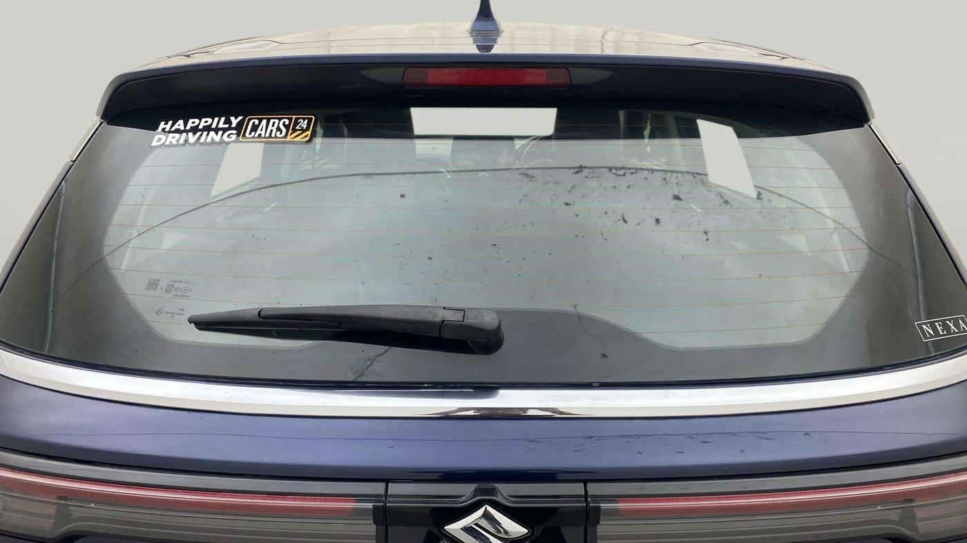 2023 Maruti Grand Vitara ZETA SMART HYBRID AT, Petrol, Automatic, 33,134 km, Rear Windshield