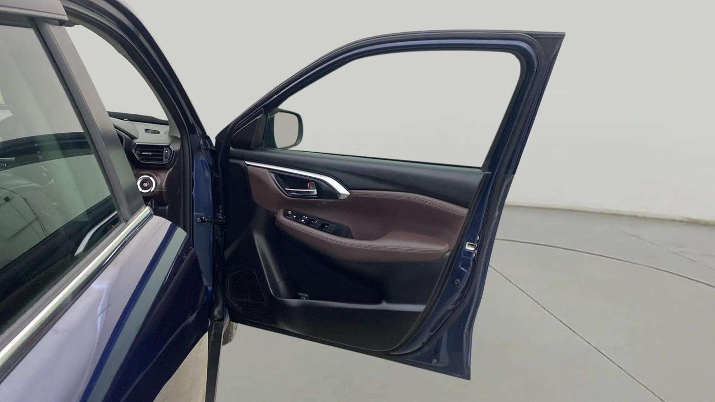 2023 Maruti Grand Vitara ZETA SMART HYBRID AT, Petrol, Automatic, 33,134 km, RHS Front Door