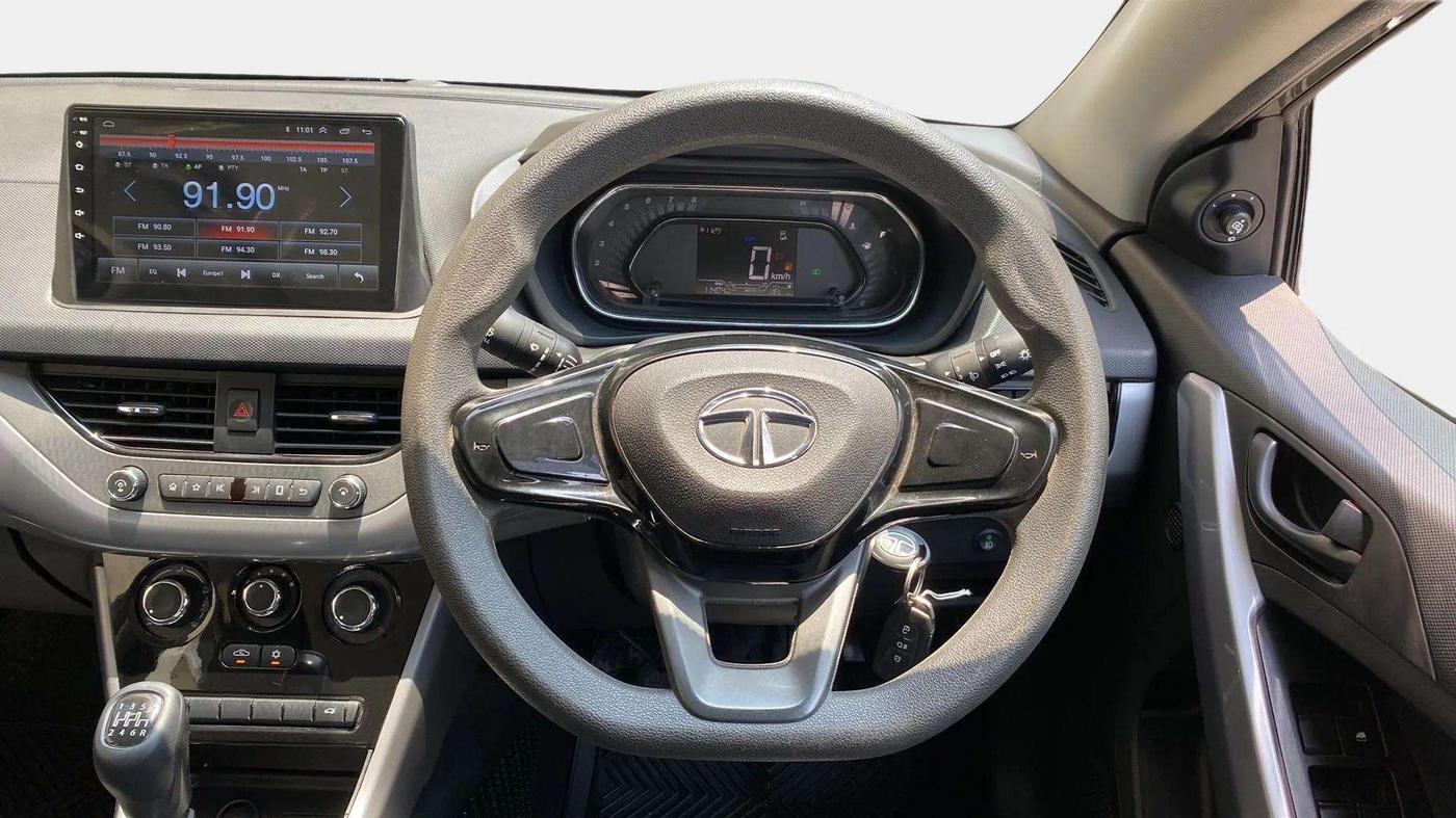2022 Tata NEXON XM PETROL, Petrol, Manual, 11,398 km, Steering Wheel Close Up