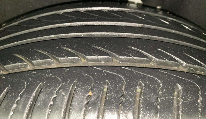 2021 Ford Ecosport TITANIUM + SE 1.5L DIESEL, Diesel, Manual, 21,813 km, Left Rear Tyre Tread