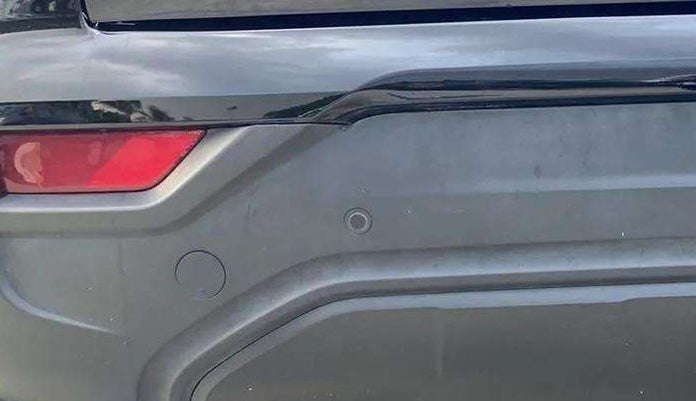 2023 Mahindra XUV300 W4 1.2 PETROL, Petrol, Manual, 21,676 km, Rear bumper - Minor scratches