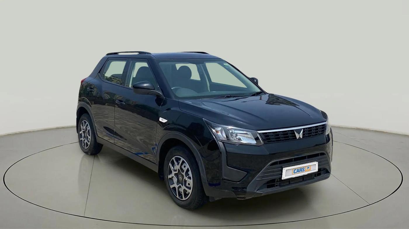 2023 Mahindra XUV300 W4 1.2 PETROL, Petrol, Manual, 21,676 km, SRP
