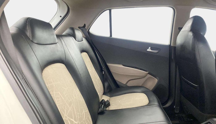 2018 Hyundai Grand i10 SPORTZ 1.2 KAPPA VTVT, Petrol, Manual, 69,905 km, Right Side Rear Door Cabin