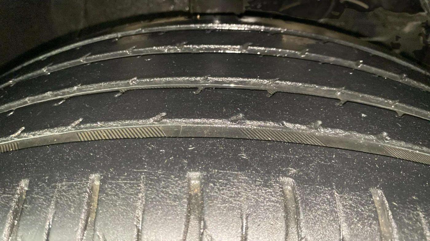 2020 Toyota URBAN CRUISER HIGH GRADE AT, Petrol, Automatic, 43,988 km, Right Front Tyre Tread