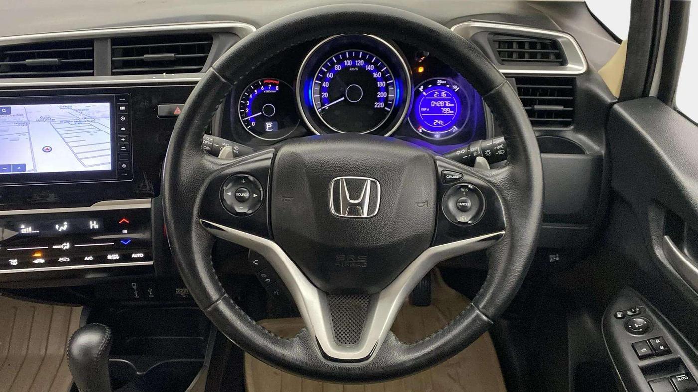 2019 Honda Jazz 1.2L I-VTEC VX CVT, Petrol, Automatic, 42,900 km, Steering Wheel Close Up