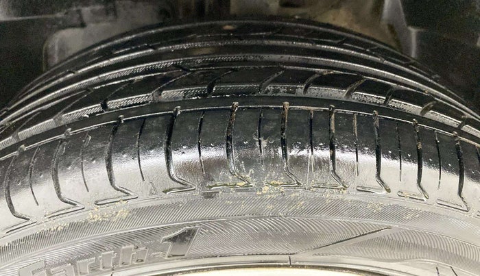 2020 Tata NEXON XM PETROL, Petrol, Manual, 56,277 km, Left Front Tyre Tread