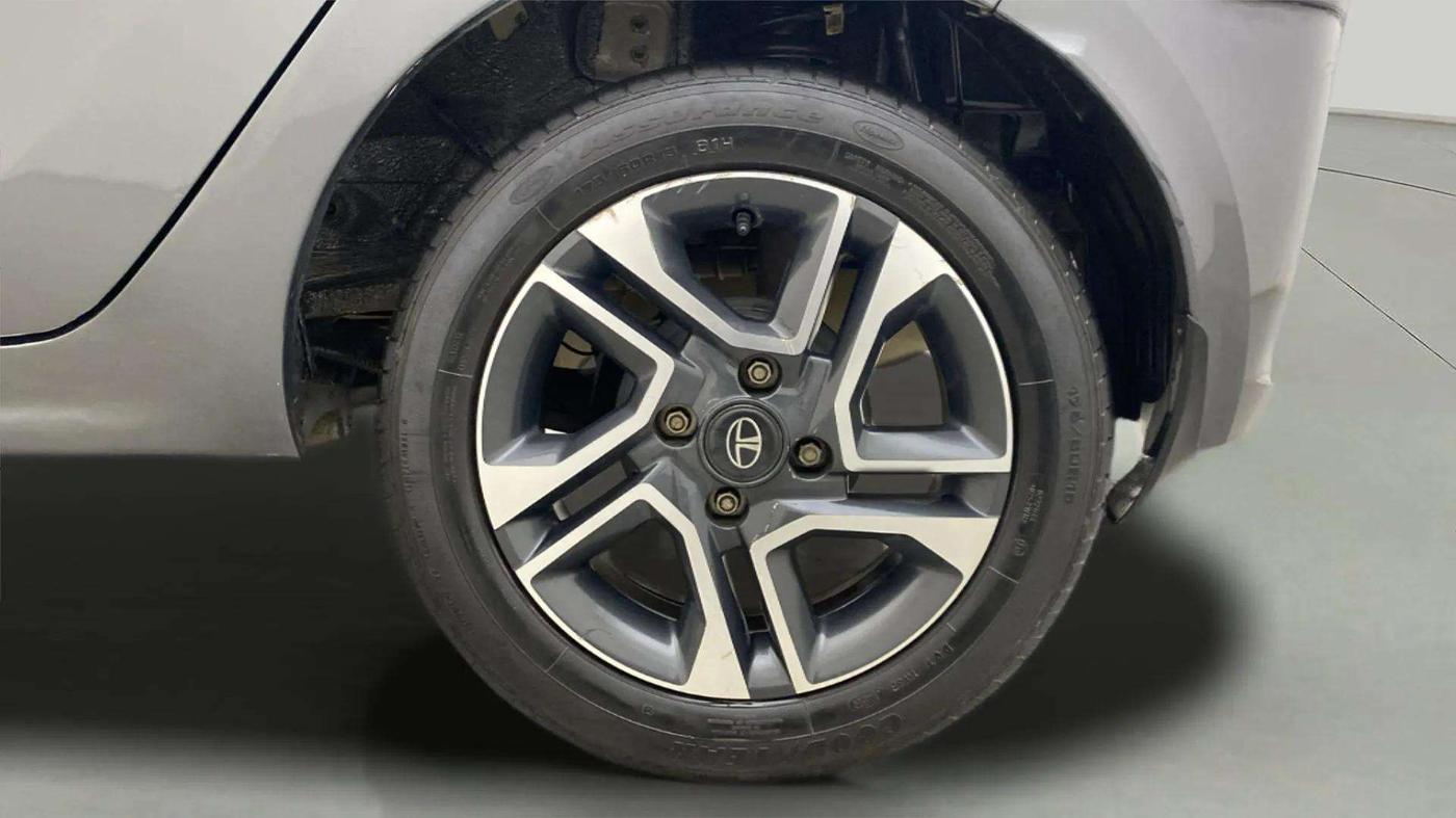 2020 Tata Tiago XZA PLUS PETROL, Petrol, Automatic, 20,626 km, Left Rear Wheel