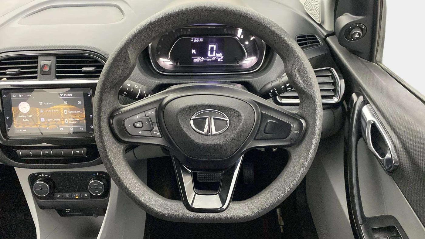 2020 Tata Tiago XZA PLUS PETROL, Petrol, Automatic, 20,626 km, Steering Wheel Close Up
