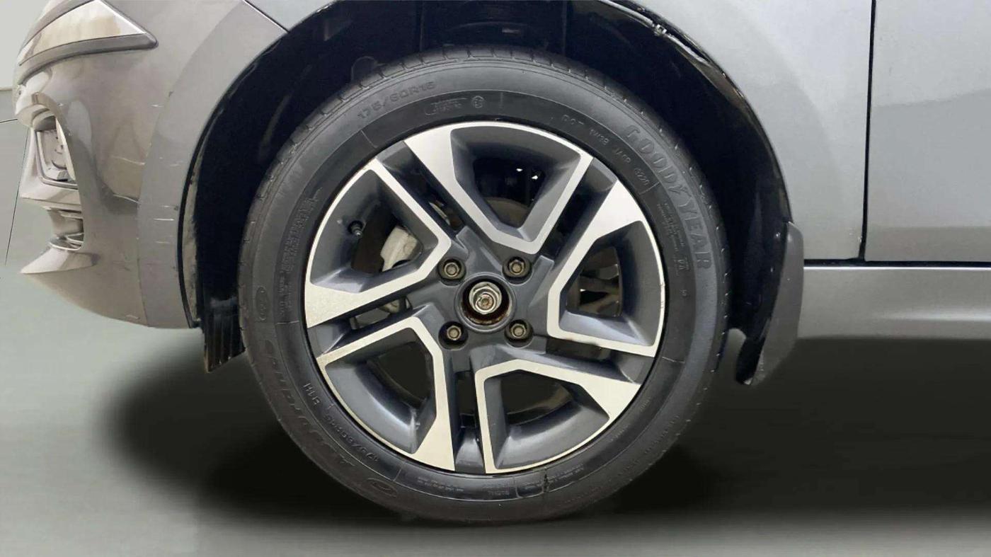 2020 Tata Tiago XZA PLUS PETROL, Petrol, Automatic, 20,626 km, Left Front Wheel