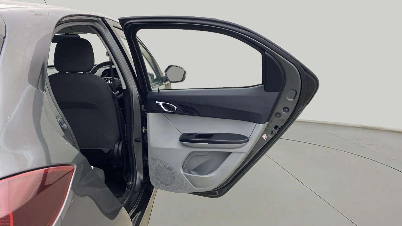 2020 Tata Tiago XZA PLUS PETROL, Petrol, Automatic, 20,626 km, RHS Rear Door