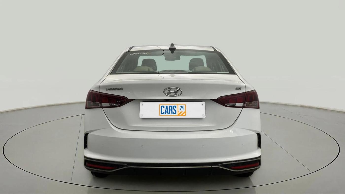 2021 Hyundai Verna SX 1.5 VTVT, Petrol, Manual, 16,857 km, Back/Rear
