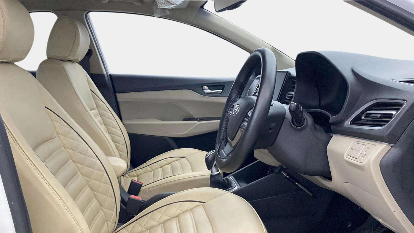 2021 Hyundai Verna SX 1.5 VTVT, Petrol, Manual, 16,857 km, Right Side Front Door Cabin