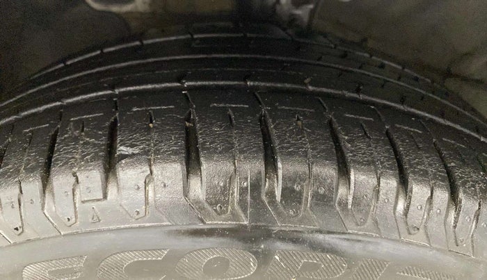 2021 Hyundai Verna SX 1.5 VTVT, Petrol, Manual, 16,601 km, Left Front Tyre Tread