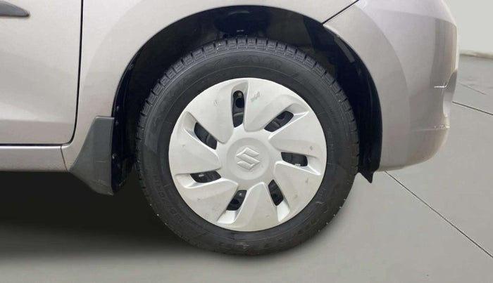 2014 Maruti Celerio VXI AMT, Petrol, Automatic, 82,502 km, Right Front Wheel