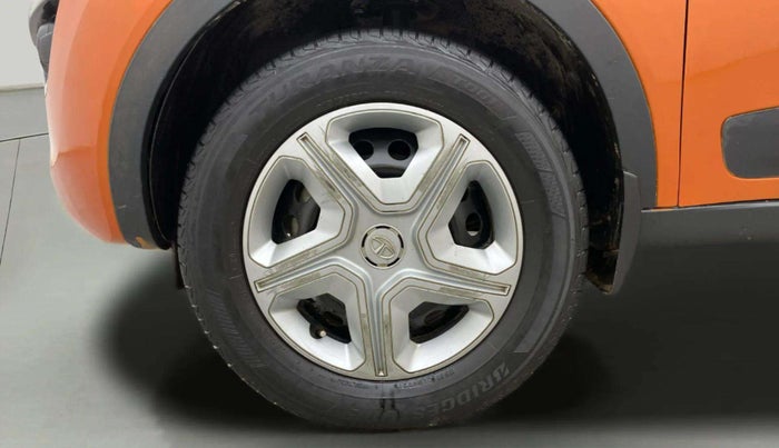 2019 Tata NEXON XMA PETROL, Petrol, Automatic, 79,105 km, Left Front Wheel