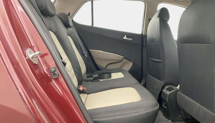 2015 Hyundai Grand i10 ASTA AT 1.2 KAPPA VTVT, Petrol, Automatic, 32,966 km, Right Side Rear Door Cabin