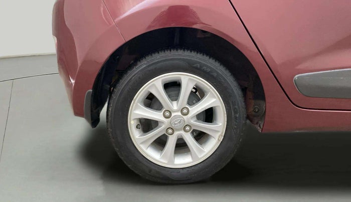 2015 Hyundai Grand i10 ASTA AT 1.2 KAPPA VTVT, Petrol, Automatic, 32,966 km, Right Rear Wheel