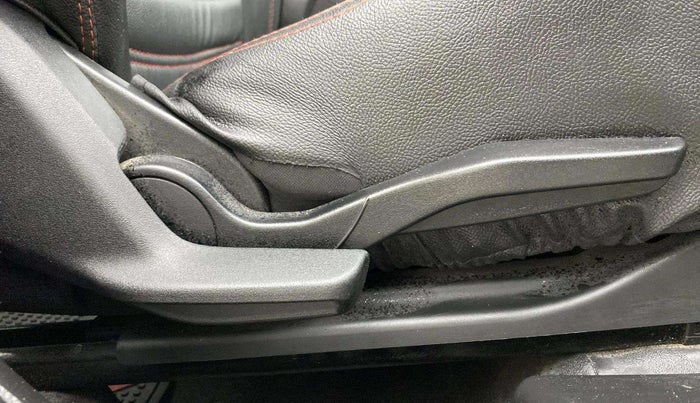 2023 Maruti Swift ZXI, Petrol, Manual, 56,123 km, Driver Side Adjustment Panel