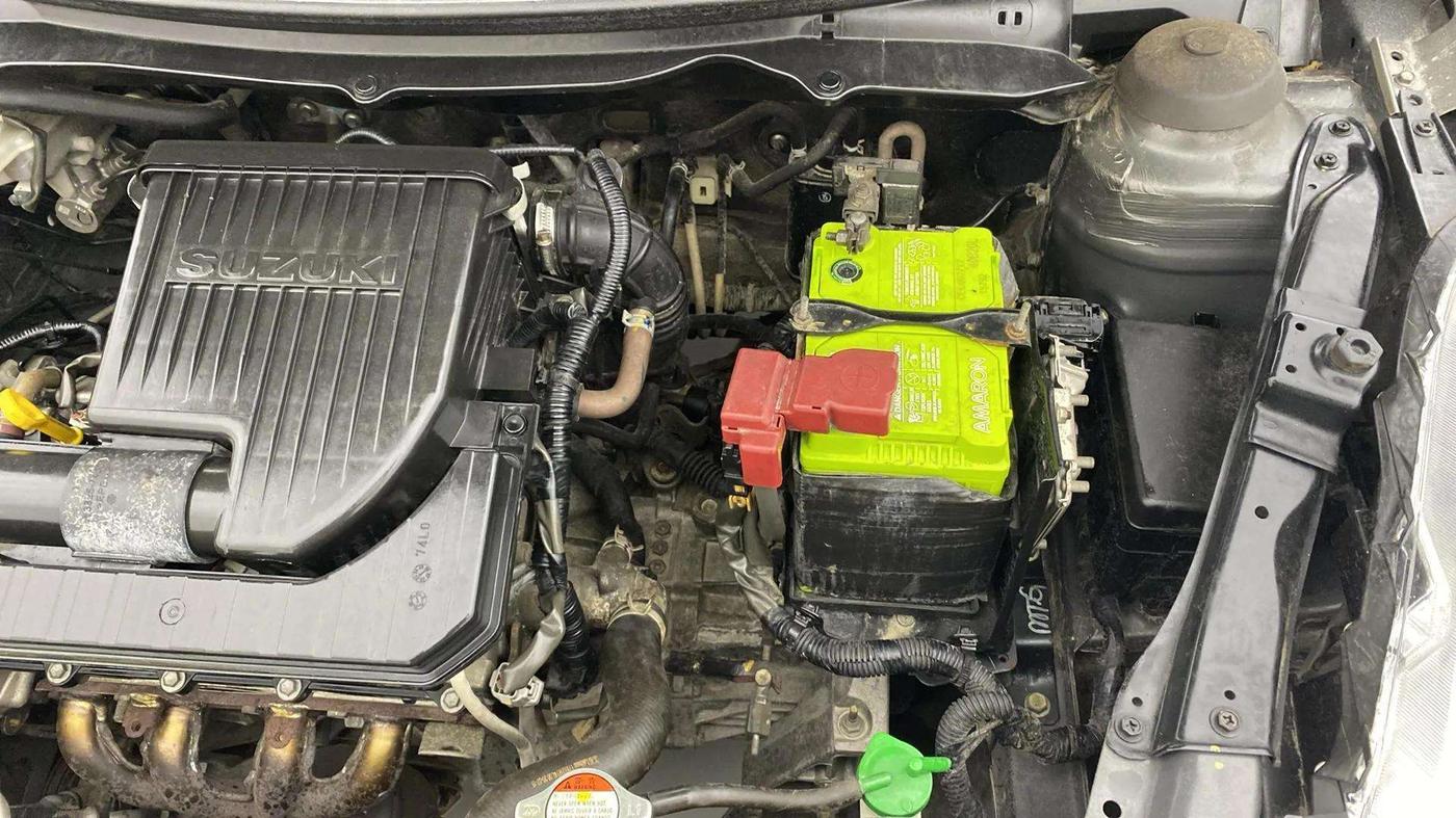 2015 Maruti Swift Dzire VXI, Petrol, Manual, 52,274 km, Engine View - Left
