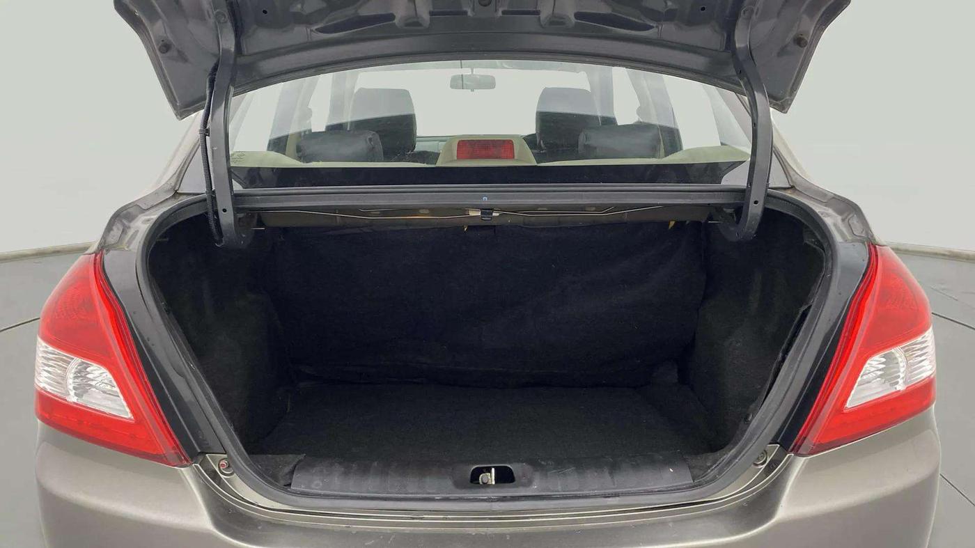 2015 Maruti Swift Dzire VXI, Petrol, Manual, 52,274 km, Boot Inside