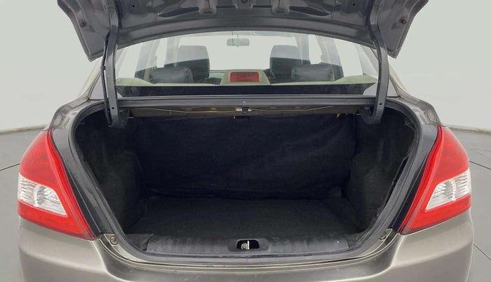 2015 Maruti Swift Dzire VXI, Petrol, Manual, 52,274 km, Boot Inside