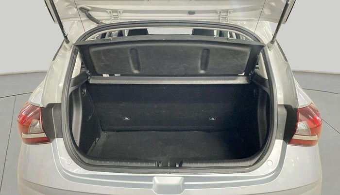 2023 Hyundai NEW I20 SPORTZ 1.2 IVT, Petrol, Automatic, 21,730 km, Boot Open Zoomed View